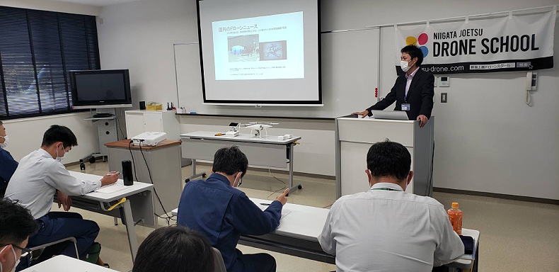 ドローン企業講習を初開催しました！のサムネイル画像