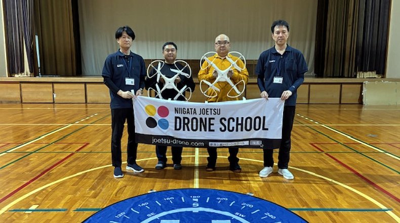 昼間・目視内飛行の限定変更講習が修了いたしました